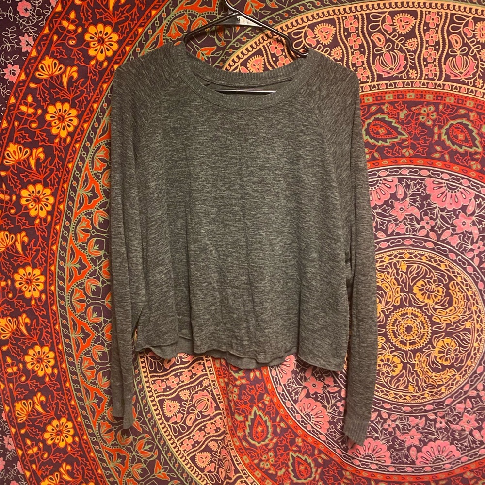Basic grey long sleeve